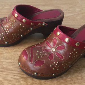 Vintage Isabella Fiore platform clogs with metal studs
